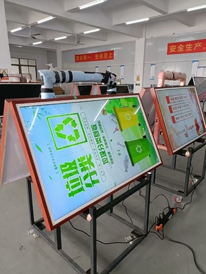 32 /43/55 Inch Wall Mounted Digital Signage Wooden Frame